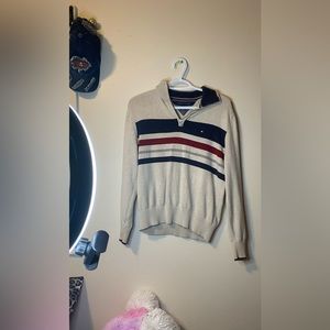 Tommy Hilfiger sweater good condition